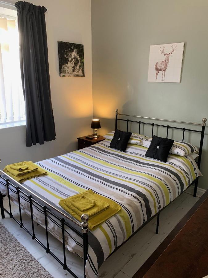 Bedrock Lodge Winterbourne Ngoại thất bức ảnh