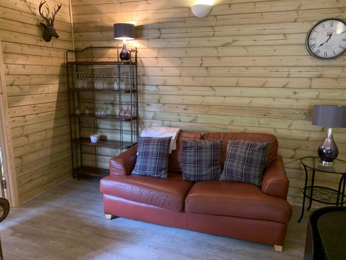 Bedrock Lodge Winterbourne Ngoại thất bức ảnh