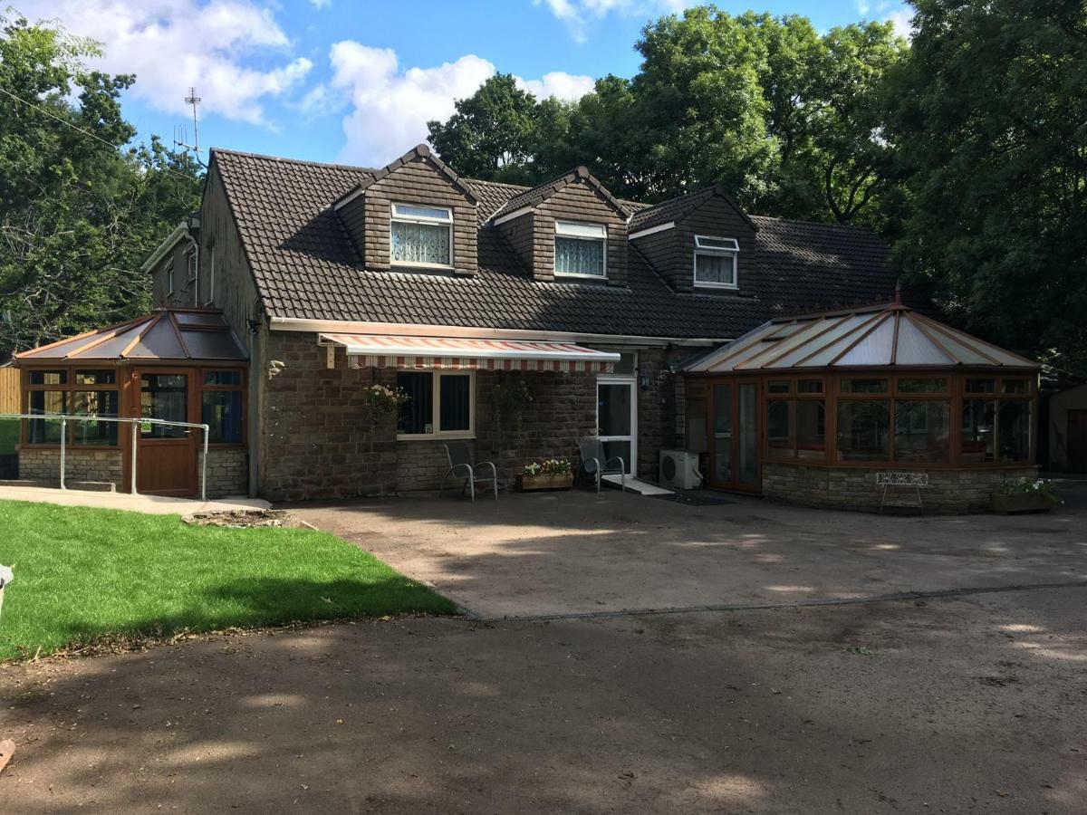 Bedrock Lodge Winterbourne Ngoại thất bức ảnh